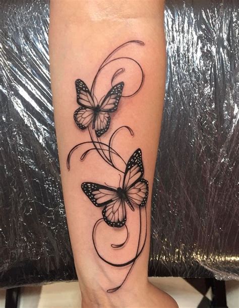 180 Schmetterling tattoo